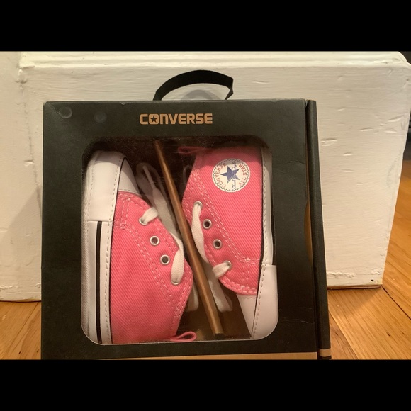 Infant Converse Shoes - Picture 2 of 3